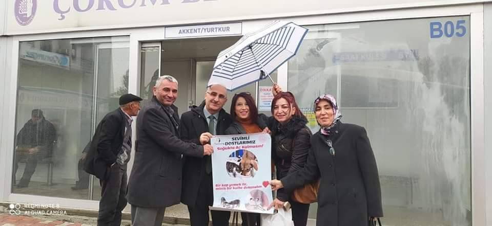 SOKAK HAYVANLARINA SAHİP ÇIKTILAR